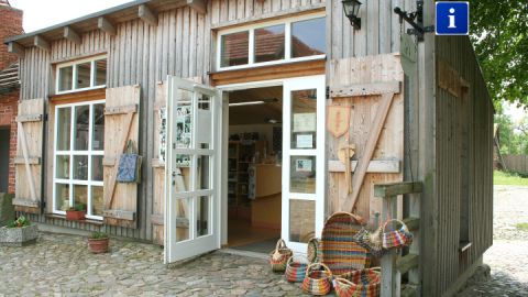 Touristinformation Burg Stragard