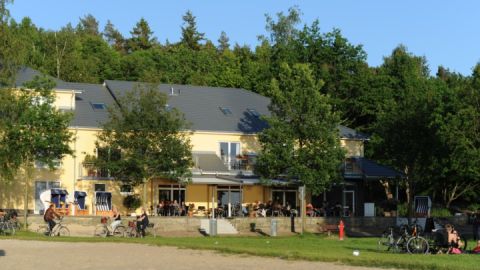 Hotelansicht - Strandhaus am Inselsee