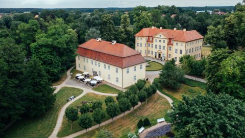 chloss und 3 Königinnen Palais auf der Schlossinsel Mirow