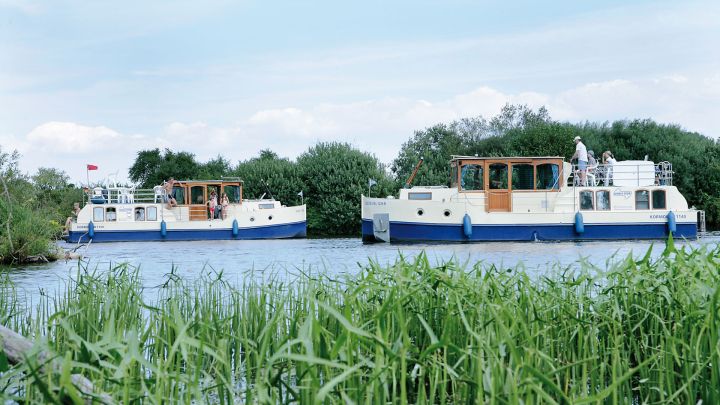 Bootsfahrt mit einer Kormoran Bootsfahrt mit einer Kormoran